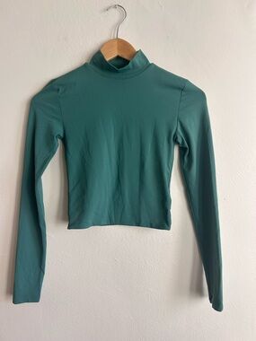Babaton Contour Cropped Mock Neck Top Teal XS